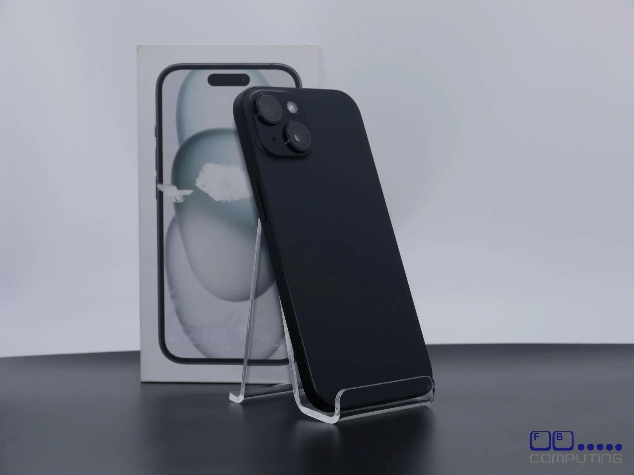 Apple · iPhone 15