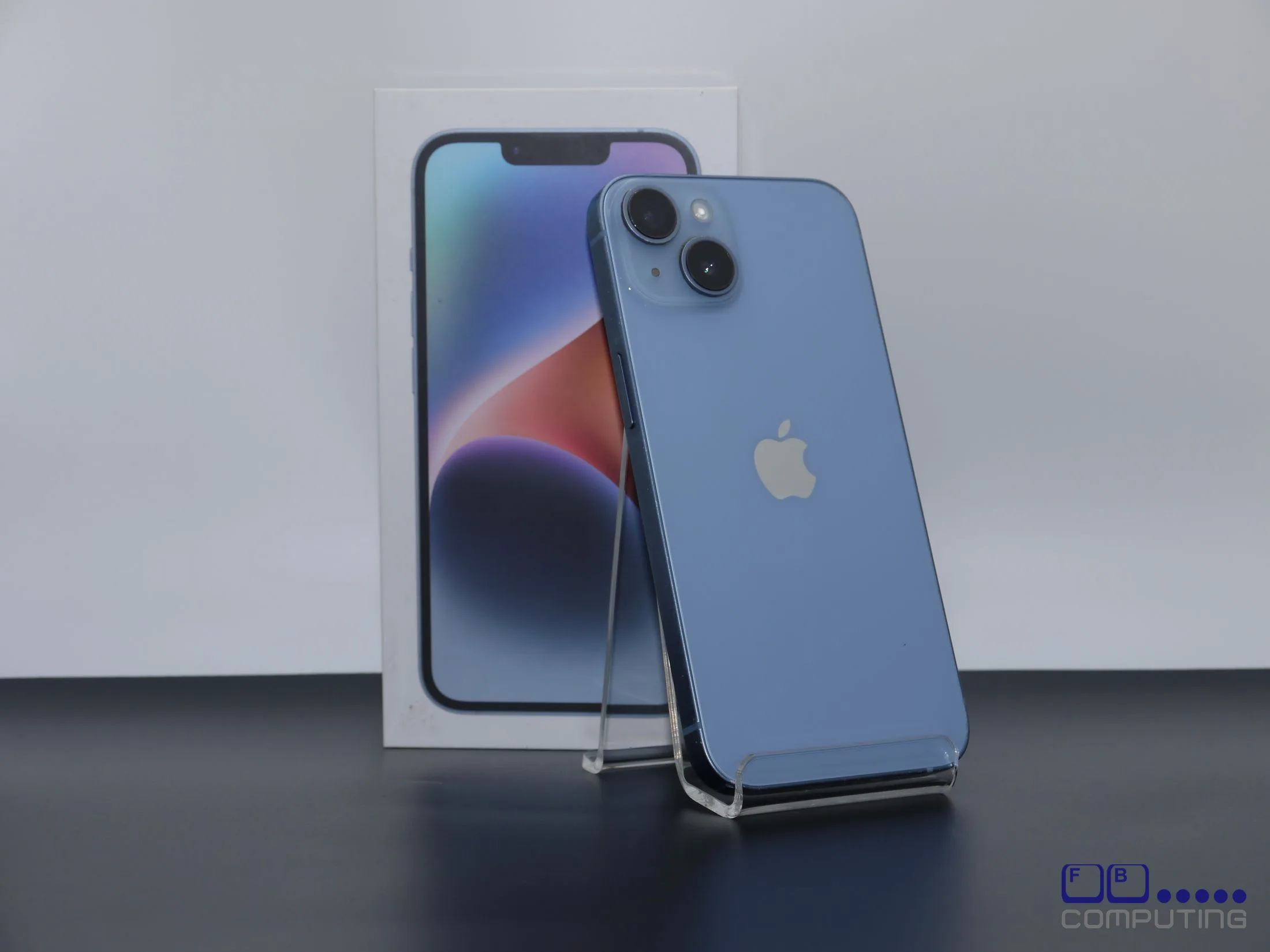 Apple · iPhone 14