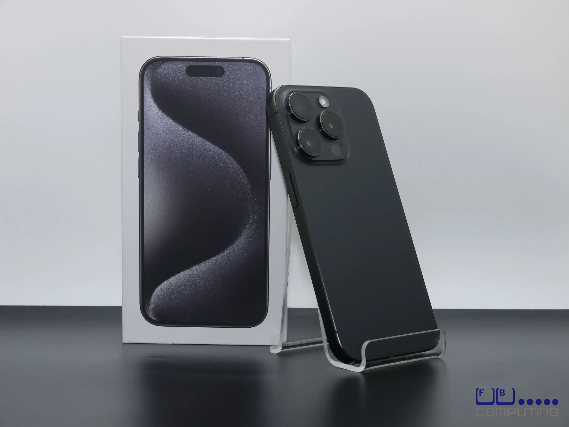Apple · iPhone 15 Pro